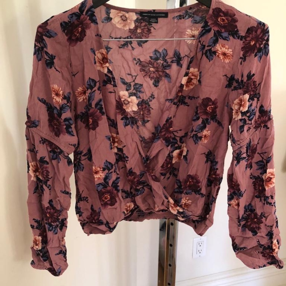 American Eagle top
